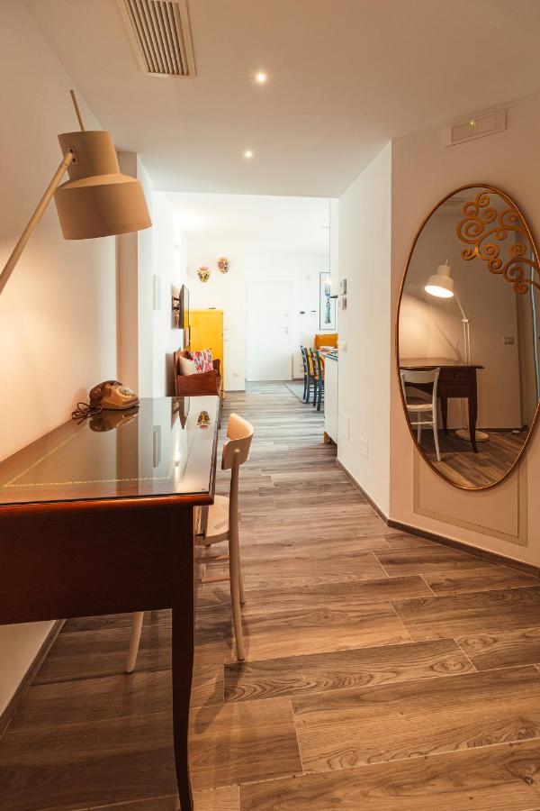 Da Riva Apartment Sea View - Housea Полиняно а Маре Екстериор снимка