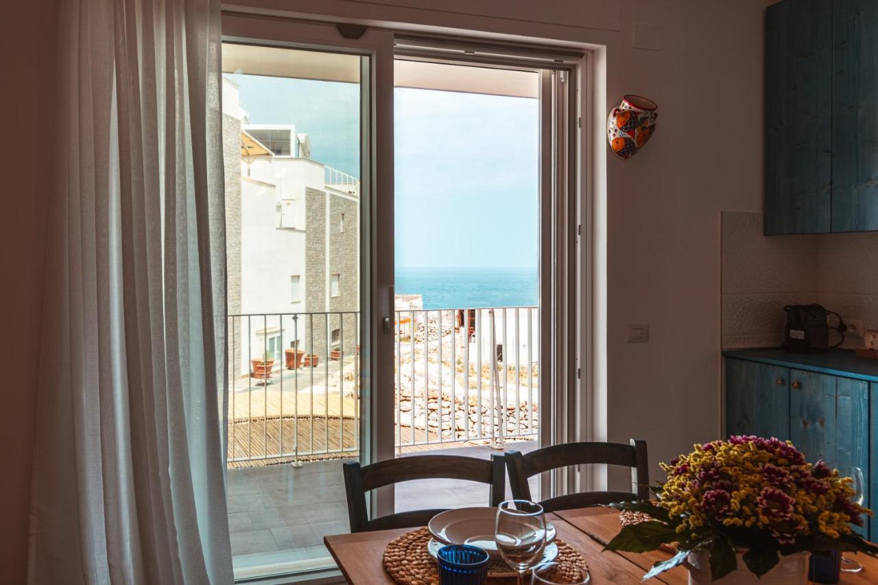 Da Riva Apartment Sea View - Housea Полиняно а Маре Екстериор снимка